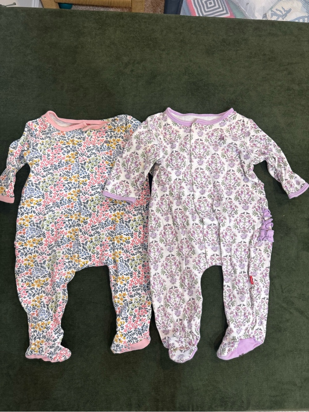 Set of two Magnetic Me sleepers
